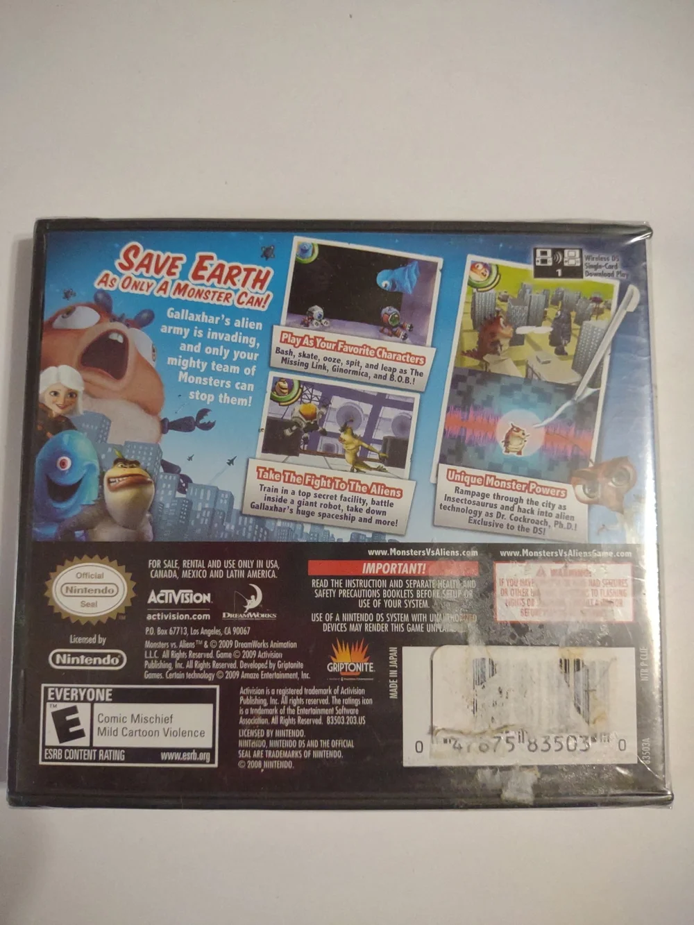 Nintendo DS Monsters vs Aliens Video Game - Blue & Green Cover